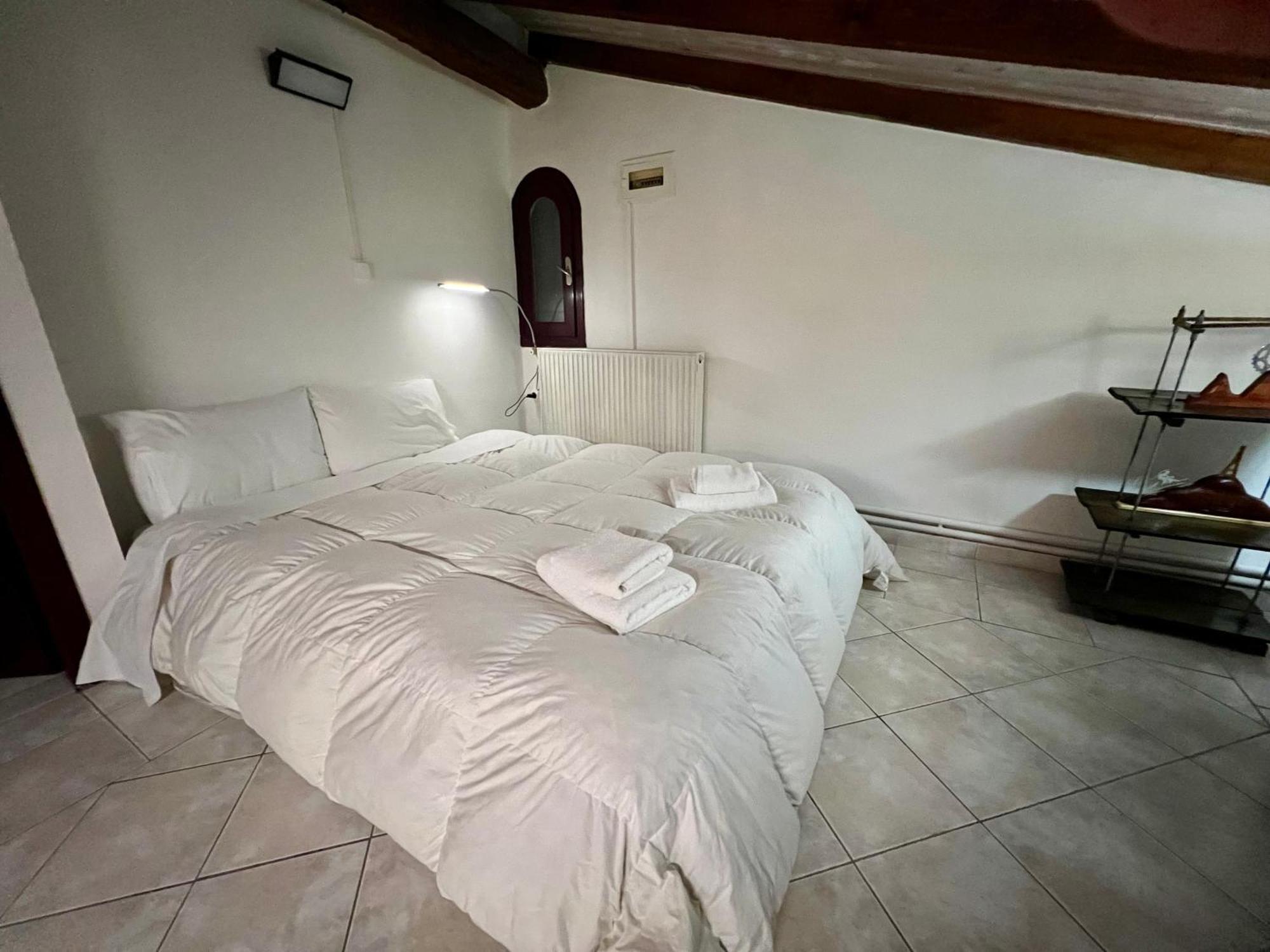 Apartamento Σοφιτα Ξυλο Μεταλο Γυαλι Alykes Potamou Exterior foto